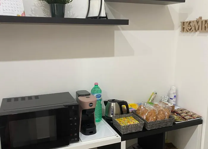 Residenza Via Verdi 招待所